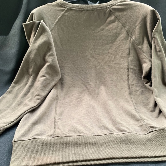 🌟FOREVER 21 Comfy Bling Sequence Top | Nice 🌟 - Picture 7 of 8